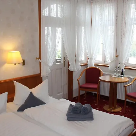 Ferien- Und Wellnesshotel Waldfrieden 3*