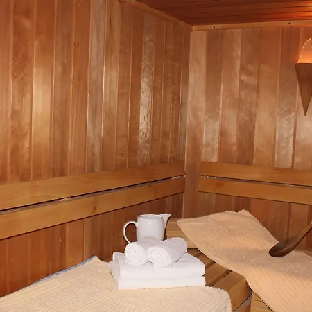 Ferien- Und Wellnesshotel Waldfrieden מלון היטזאקר